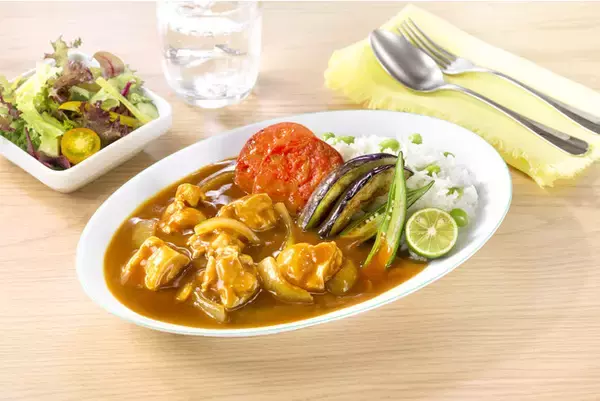 徳島県産食材を使用したオリジナルカレーレシピ「徳島野菜と阿波尾鶏のすだちカレー」を発表！