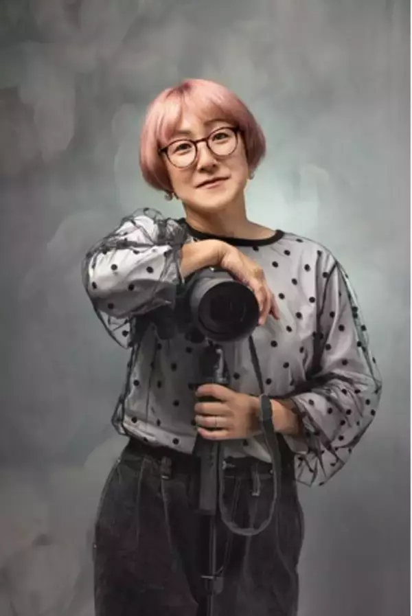 「アルミ・マグネシウム・チタン合金採用の、軽量5段一脚「スリック ライティポッドIV」」の画像