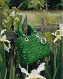 「【Dior】ジョナサン・アンダーソンによる新作の「レディ ディオール」が登場」の画像1