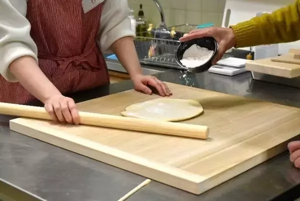 【事後レポート】定員の2.4倍の応募が殺到！丸亀製麺の創業地・加古川市で「うどん作り×婚活」イベントを初開催