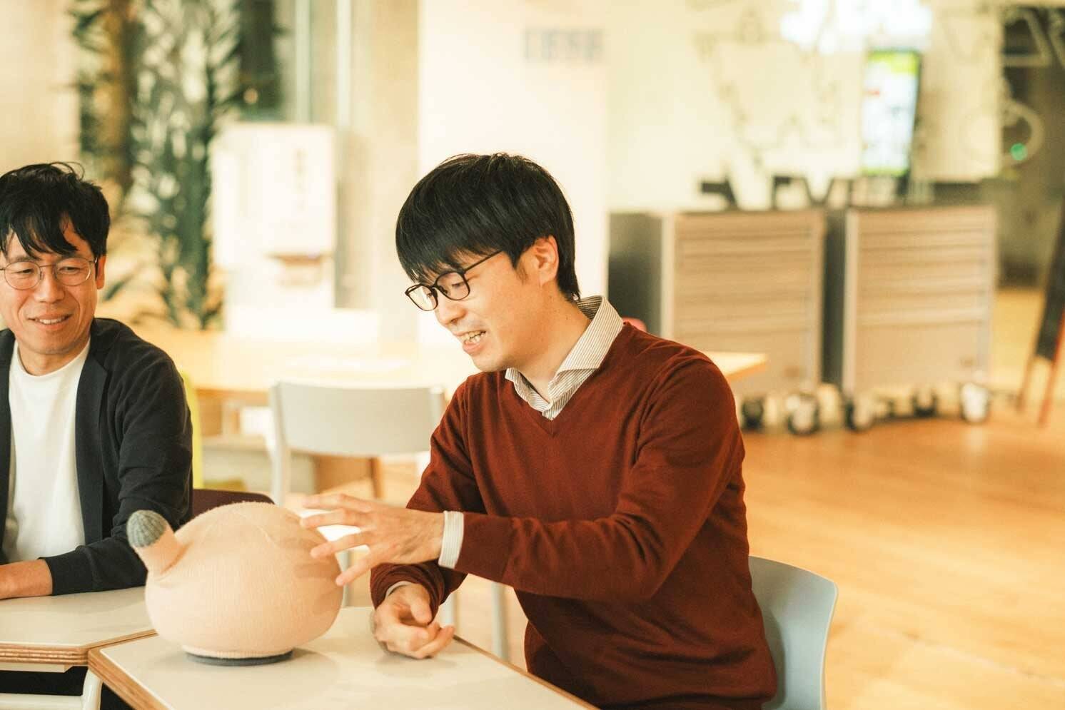 いまの時代に必要な「便利じゃない」ロボットNICOBO。「正確に動くこと」を捨てる難しさ