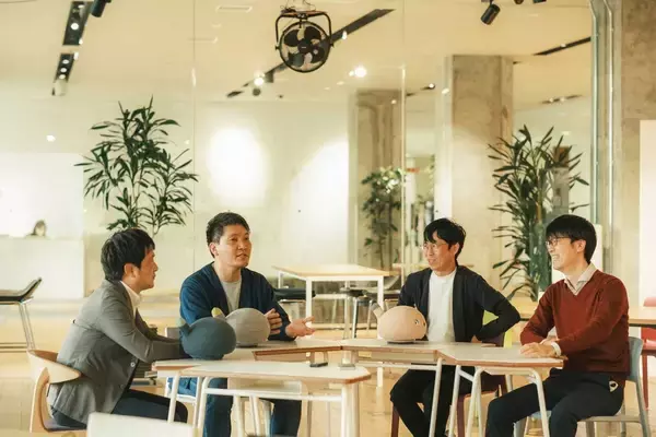 「いまの時代に必要な「便利じゃない」ロボットNICOBO。「正確に動くこと」を捨てる難しさ」の画像