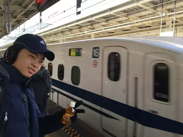 「父としての絶望が、社会を変えた。障がい者が主役の職場  ― 重度知的障害の息子が活躍する、胡蝶蘭の生産現場 ―」の画像