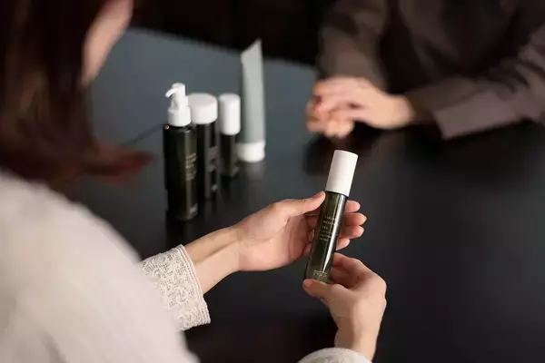 「OSAJI（オサジ）がベーシック シリーズをリニューアル。循環型リサイクルシステムを導入し、ブランド7年目にさらなる高みを目指す理由とその想いとは」の画像