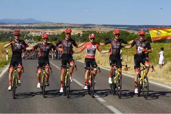 ONI BEARINGがヨナス・ヴィンゲゴー選手のブエルタ・ア・エスパーニャ2025個人総合優勝に貢献