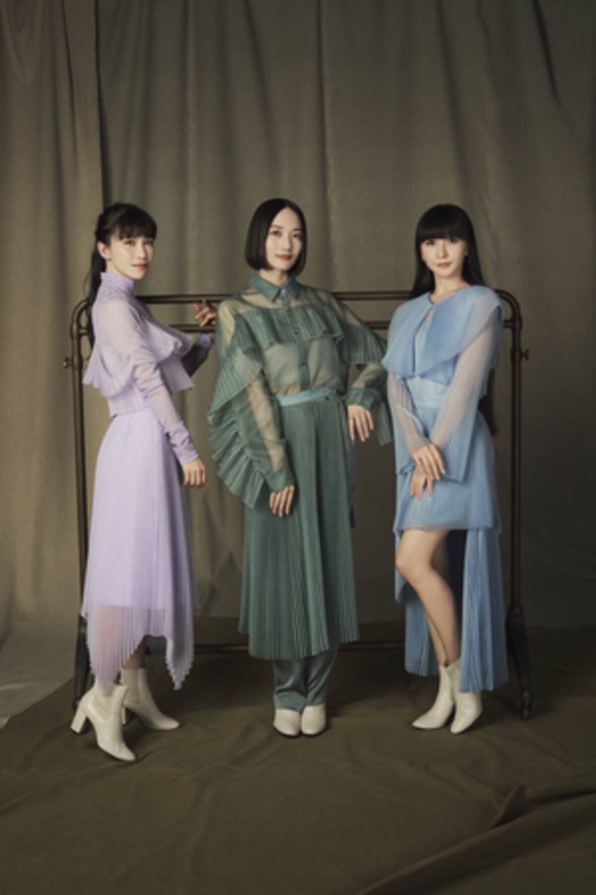 Perfume Fashion Project「Perfume Closet」楽曲衣装から 