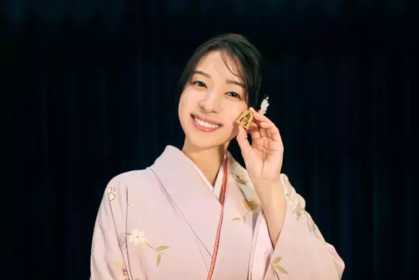 『MISS KING / ミス・キング』のんとの“盤上バトル”も話題の鳴海唯から独占インタビュー到着！鳴海「（のんの）心から将棋を指している、その潔さにはかなわないと思う瞬間が何度もあり、圧倒された」