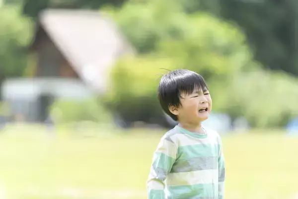 子どもの居場所がわからない…迷子などヒヤリ体験ありの保護者は60％！　よく使われているGPS端末は？／いこーよ総研アンケート