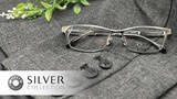 「知的でクールな存在感で、スーツと相性ピッタリなメガネ。『SILVER COLLECTION』に新作登場」の画像1
