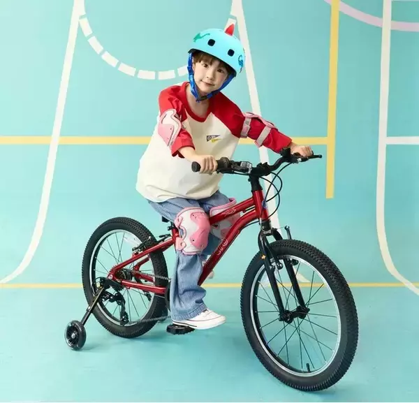 世界83か国で愛されるマイクロから、子ども向け本格キッズ自転車「マイクロバイク」を新発売