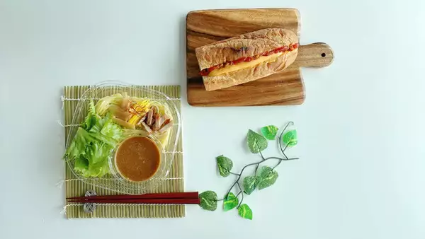 【四国地方限定】産地応援！徳島県阿波市の特産品「幸せレタス」、ブランド豚「阿波とん豚」を使用したまぜそば＆パリジャンサンド2品が9月30日（火）に発売！