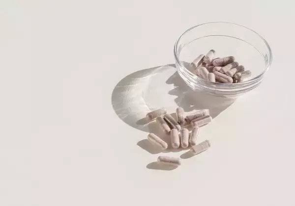 【新提案】表参道発トータルビューティーブランド「renaTerra」から"飲む太陽ケア"サプリ『Baby White』が誕生！