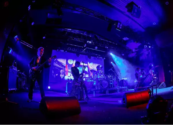 DIR EN GREYが4年振りとなるヨーロッパツアーを開催。熱狂のツアーファイナルを収めたライブフィルムが2024年秋、劇場公開決定！
