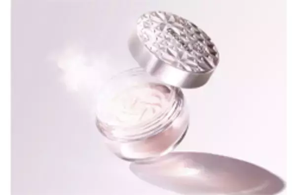 ～光の調合で、肌は澄んでゆく。～　『コスメデコルテ』、5つの質感の光フェイスパウダーが誕生