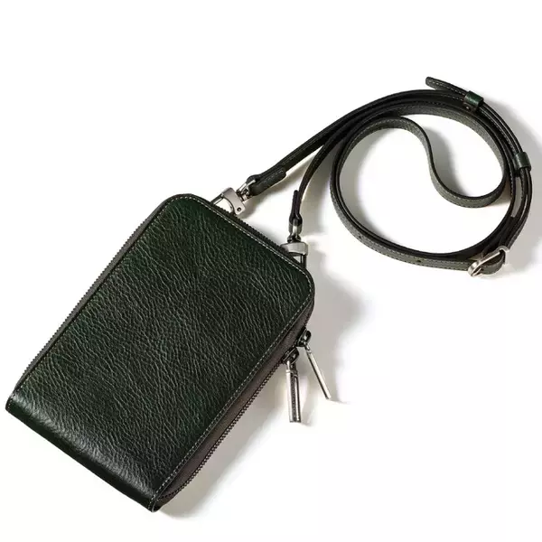 ココマイスターで評判のスマホショルダーが新登場！