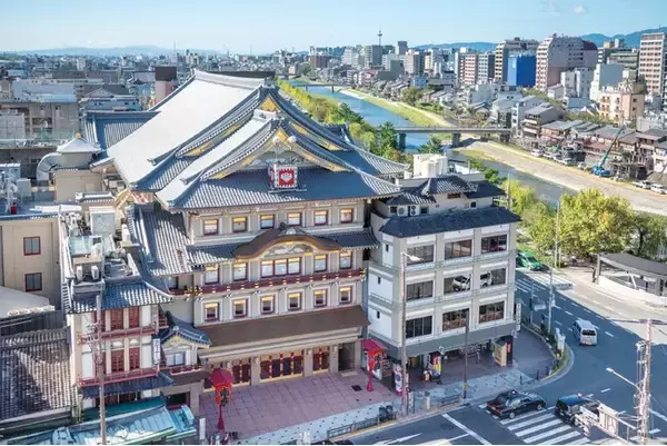 歌舞伎のセリフや作品解説の翻訳を超高精度翻訳エンジンErudAiteが担当