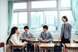 「中高生の保護者3,600人に聞いた「学校制服の必要性」 約9割が「必要」と回答、制服に必要なことは“洗濯のしやすさ”が最多」の画像1