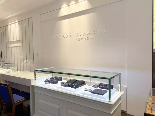 一真堂 飯田本店、ラザール ダイヤモンドコーナーをリニューアル。「モニッケンダム」の取り扱いを開始