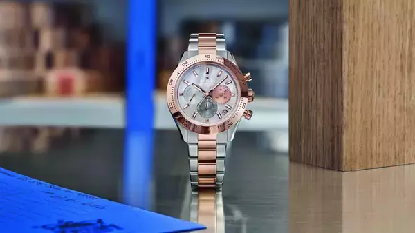 ゼニス、「クロノマスター スポーツ」に個性豊かなツートーンモデルを発表