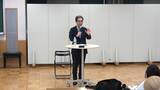 「【開催レポート】音楽評論の第一人者・富澤一誠氏が東邦音大PACS特別講座に登壇！「J-POP～その華麗なる世界～過去から未来へ」」の画像1