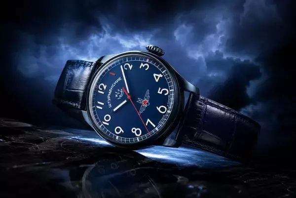 宇宙の深い青を、2つの表情で。STURMANSKIE「GAGARIN HERITAGE ONE」新作2モデル登場