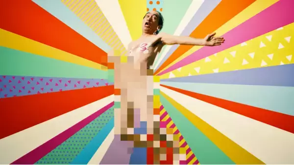 江頭2:50が全裸に！？常識の枠を超えた広告