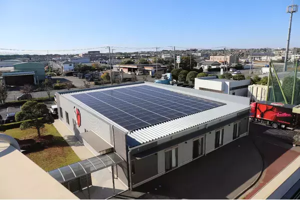 地域でのエネルギー地産地消モデル推進を目的とした、クラブハウスにおける太陽光パネルおよび蓄電池導入のお知らせ