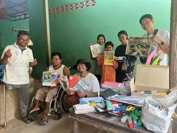 山形県・遊佐中学校の“Only oneノート”が、カンボジア難民キャンプへ