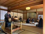 「赤福が50年以上続ける茶道研修とは　人材育成の場に“茶のこころ”を取り入れてきた理由」の画像3