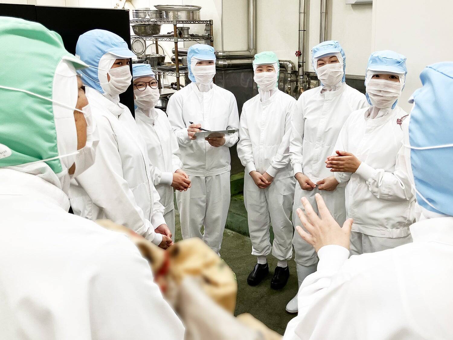 社長と98%の社員が「口出し禁止」で見守り生まれたヒット商品。老舗・東京カリントが挑む、若手主導の新ジャンル開発の裏舞台【えっ、これかりんとう？ソース味】