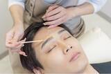 「名古屋で「眉毛サロン メンズ」の検索需要が拡大。ナチュラル眉・韓国風眉が人気のメンズ眉毛サロン「KEGIRAI名古屋店」、学割3,000円プランも展開！」の画像1