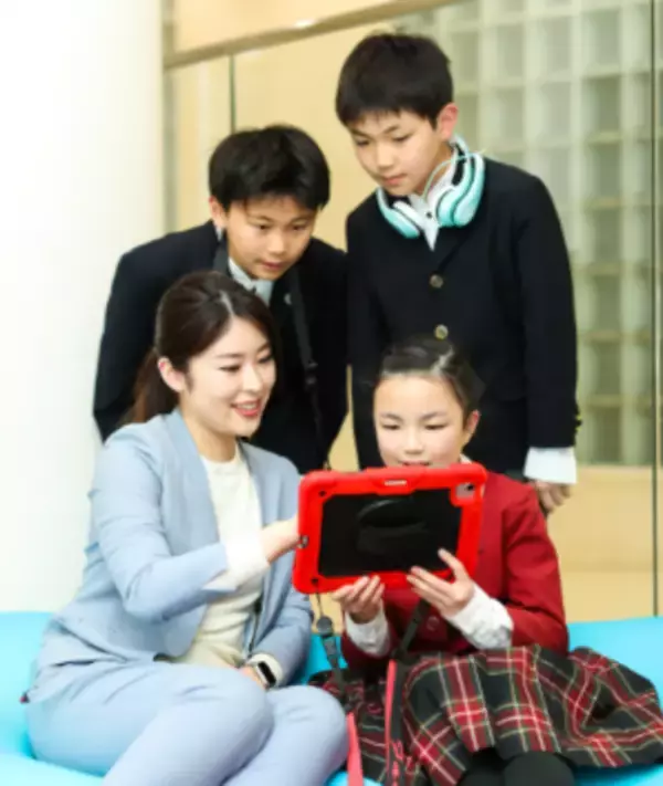 「NTT東日本グループとさとえ学園小学校が、「睡眠×テクノロジー」教育のモデル化に向けた授業を実施」の画像