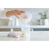 「授乳の不安を、見える安心に。全米で支持された munchkin「フローニップルシールド」がついに日本デビュー」の画像1