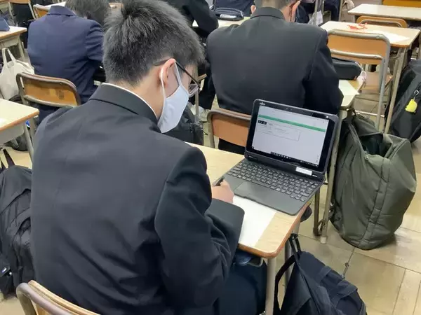 【公立高校・1人1台端末の活用事例】70%超の生徒がデジタル教材の学習効果を実感
