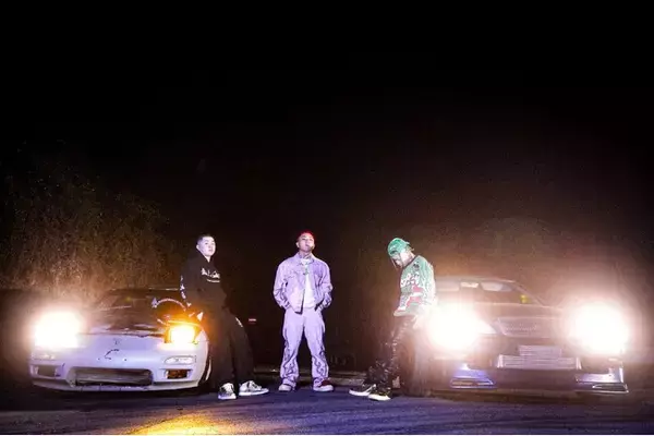 生々しいドリフトの質感とラップが交差。Shark Kid, MELLMWOR1D & Alpha「Phantom」のMVが公開