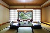 「箱根発、非日常を味わう至極の“リカバル旅”　自然豊かな庭園で瞑想体験、館内着はリカバリーウェアで『吉池旅館×ベネクス タイアップ リカバル旅宿泊プラン』」の画像1