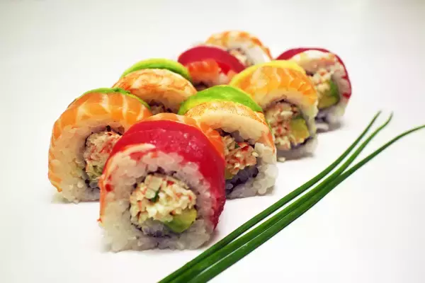 「高嶺の花だった寿司の大衆化を実現した「寿司ロボット」。誕生から40年以上活躍し進化を続ける開発STORY」の画像