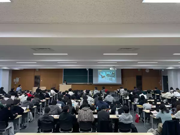 [新素材と最新デザイン:イビケン株式会社×名城大学]2025ミラノサローネマテリアルトレンドリポートによる時代に合ったデザインの潮流を講演