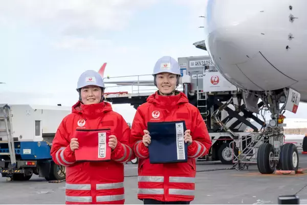 「ノースワンとJALスカイ札幌　「TNOC hokkaido」ブランドのネックウォーマーを共同開発」の画像