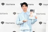 「木村魁希が初の写真集を発売！ これからの日々は「自分に厳しく突き詰めていきたい」」の画像1