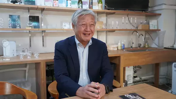 「「グラスで人生をおもしろくする」創業からまもなく100年を迎える問屋がたどり着いた“トリプリング”という新しい嗜み方」の画像