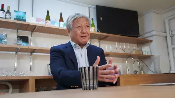 「「グラスで人生をおもしろくする」創業からまもなく100年を迎える問屋がたどり着いた“トリプリング”という新しい嗜み方」の画像