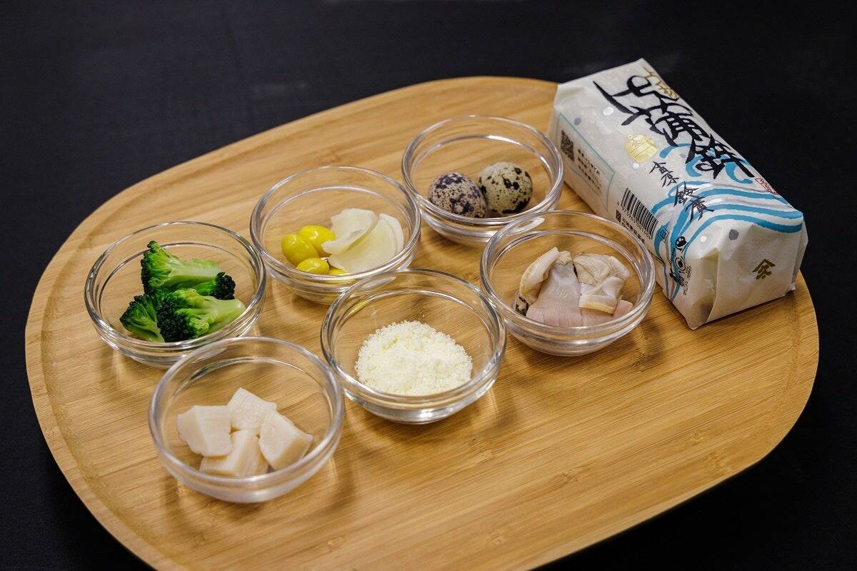 和洋中問わず、発想次第で料理の幅が広がる。「万能すりみパウダー」の可能性