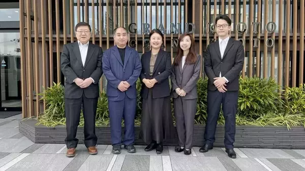 コスメディ製薬、溶解型マイクロニードル製造工程開発チームが第10回「ものづくり日本大賞」優秀賞受賞