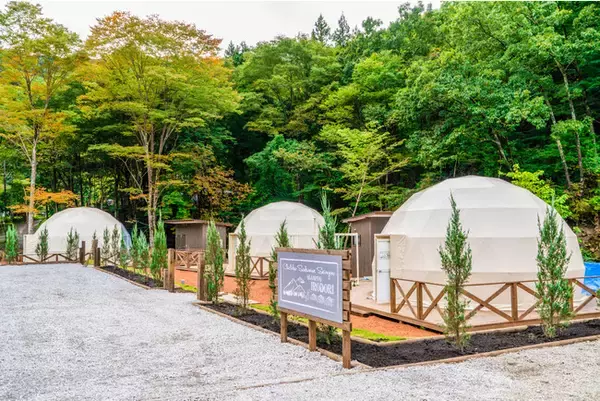 【2022年11月オープン】秩父定峰清流キャンプ場内、清流を臨む3棟のリバーサイドグランピング「秩父定峰清流グランピング IRODORI（イロドリ）」