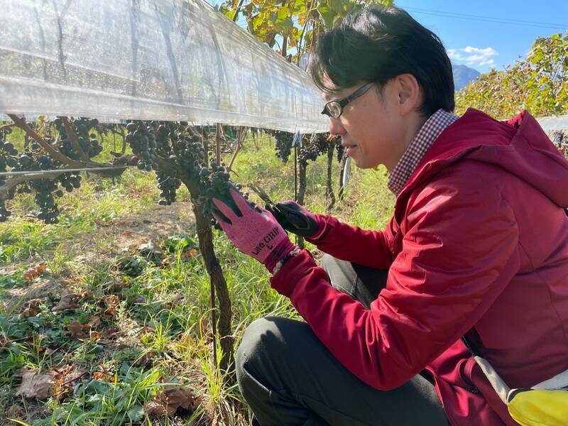 天然由来100％で使用感にも妥協しない！ワイン用ぶどうの副産物から生まれたエシカルコスメ「Earth∞You（アースアンドユー）」。夫婦⼆⼈のブランド創業ストーリー