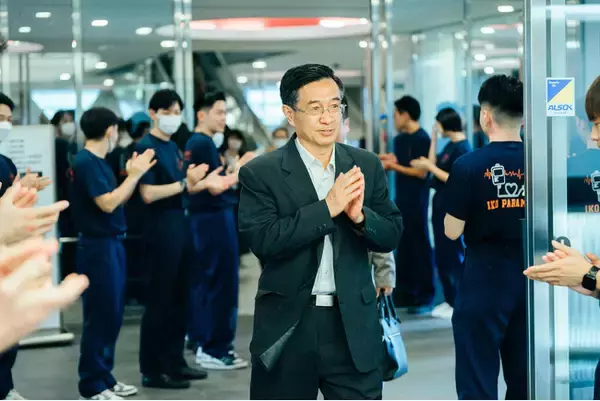 東京モード学園 HAL東京　首都医校など専門学校・大学を視察中国大使館教育処 公使参事官が表敬訪問