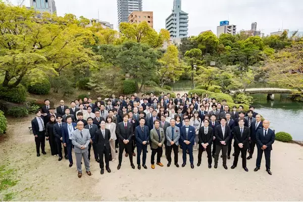 【三建グループ】48期の功績を称え、次なる価値創造へ。2026年社員表彰式を開催「若手活躍」と「世界基準の住宅性能」を加速させ、2050年のカーボンニュートラル実現へ邁進