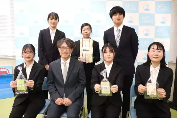 ～伝統文化「会津型」と現代デザインを融合し、地域活性化を目指す産官学連携企画～