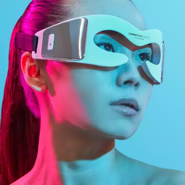 目元集中ケア用のLED美顔器アイパーフェクターが日本上陸！英国発カレントボディ